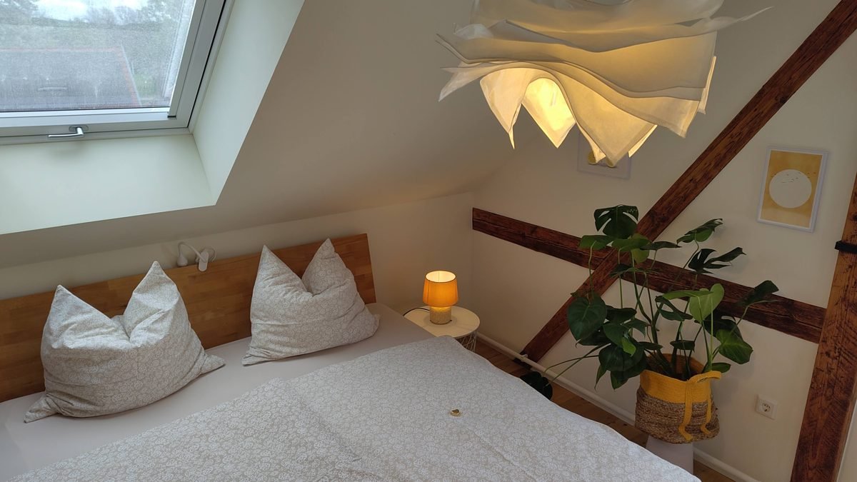 Liebevoll eingerichtetes Zimmer